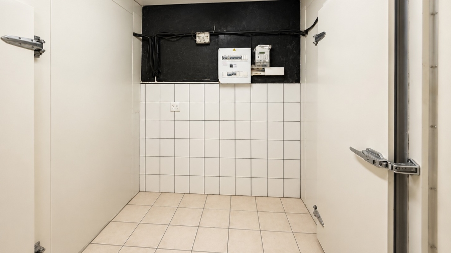 To Let Commercial Property for Rent in Fisherhaven Western Cape